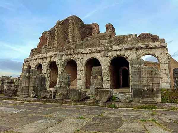 anfiteatro antica capua