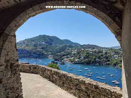 Panorama dal castello aragonese d' Ischia