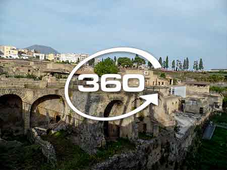 Gli scavi visti dall'alto, la foto 360