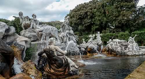 Posti da Visitare in Campania: la reggia di Caserta posti da visitare in campania-reggia-di-caserta reggia di caserta