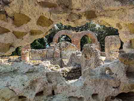 tempio giove di cuma