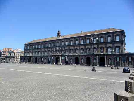 The Kingdom of Naples and the royal palace