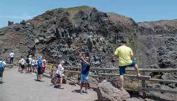 il vesuvio cratere